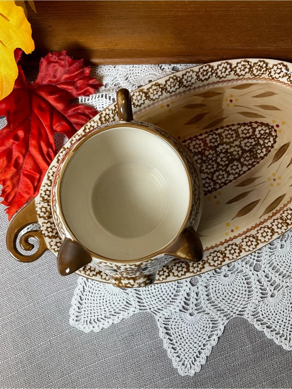 Temp-tations Old World Pig Soup Bowl & Platter Sets. Unused